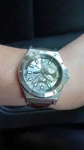 jam tangan guess vintage