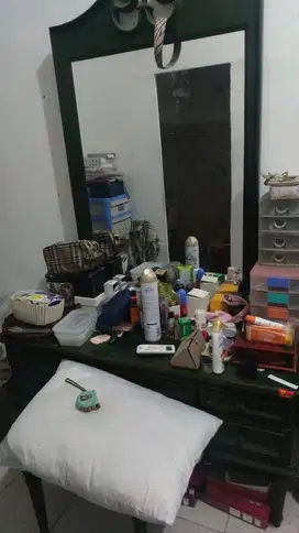Kaca Cermin Preloved – Masih Bagus