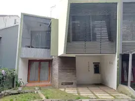 Sewa Rumah Cigadung Sayap Dago Bandung Siap Huni
