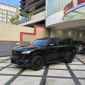 Toyota land cruiser VXR300 2024 nik 2023