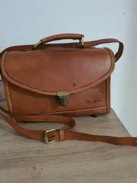 Tas vintage kulit sapi asli