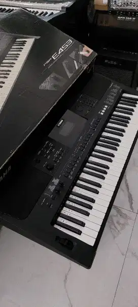 Keyboard yamaha Psr-E 453