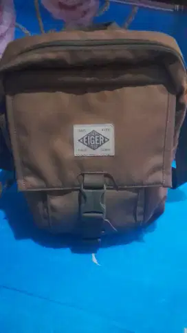 Jual tas eiger original