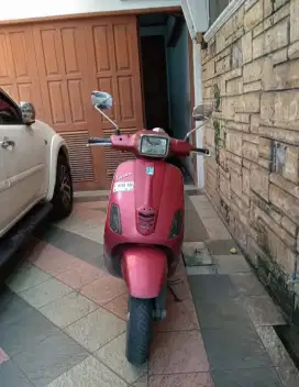 Di jual vespa S 125 iget