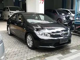 HONDA CIVIC 1.8 MT 2013 \\ PMK 2014