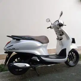Yamaha GRAND FILANO LUX TH 2023 Cash / Kredit DP 500
