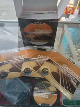 Senar gitar satu set D'Addario EXP15 phospor bronze