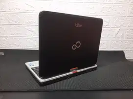 Laptop Fujitsu Lifebook T730 SSD256GB