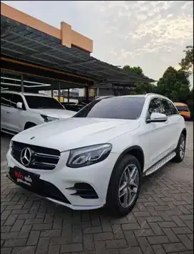 Mercy GLC200 AMG Panoramik 2019/2018 putih