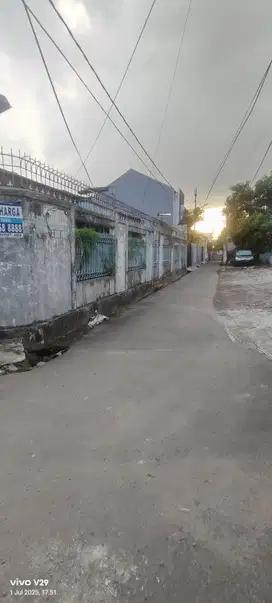 Dijual rumah tua cocok untuk kost@Meruya ilir Jakarta barst