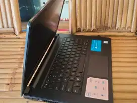 Dell Inspiron 14/core i3 gen7+RAM8gb/ssd 128gb /VGA Intel uhd 620/14in