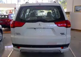Stoplamp Pajero sport