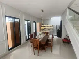 Rumah tinggal siap huni summarecon bandung cluster mewah jual murah