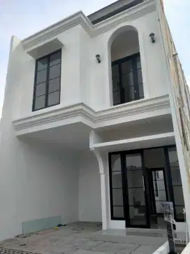 Rumah klasik modern 2 lantai