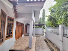 Rumah nyaman terawat strategis di Bumi Panyawangan Cileunyi Bandung