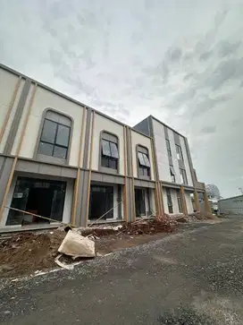 Jual ruko 2 lantai baru jadi di illago gading serpong