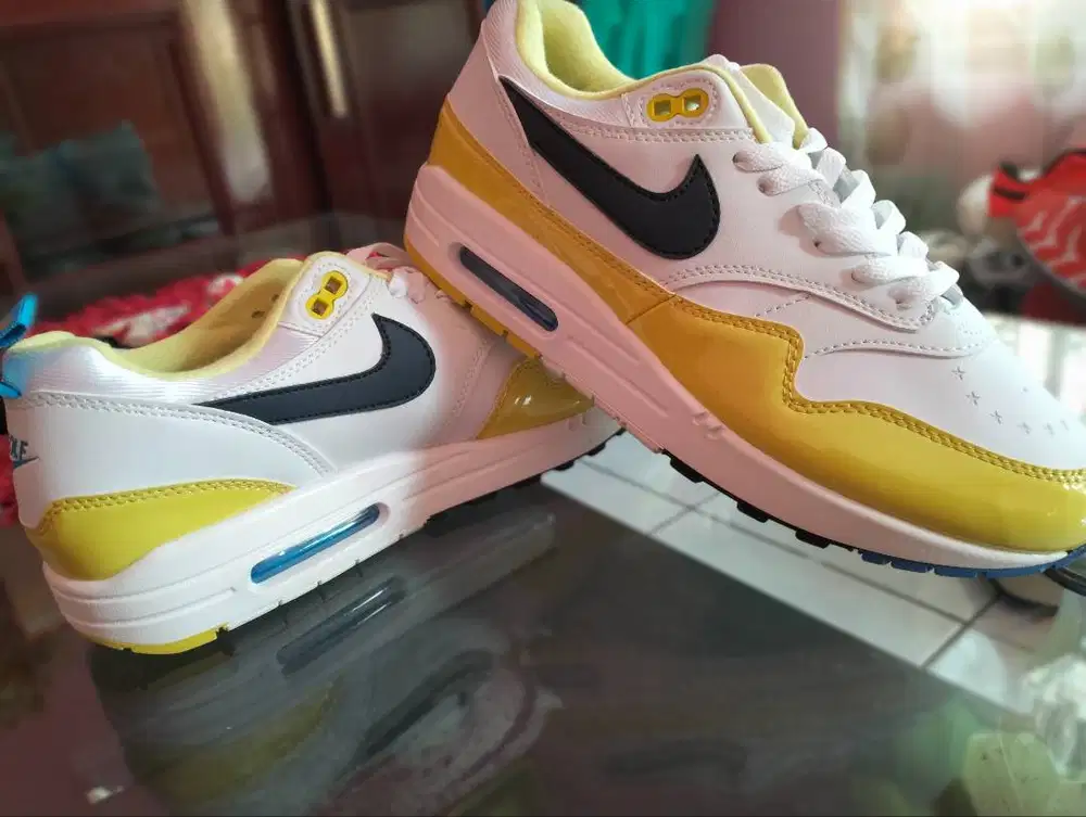 Sepatu Nike size 42.5