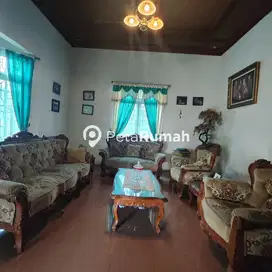 DIJUAL VILLA JALAN MARELAN VI PASAR III TIMUR GANG KARIM (WINSHEN)