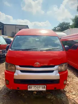 TOYOTA HIACE COMMUTER THN 2017