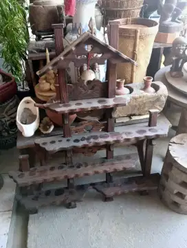 Rak pajangan kayu jati landa bakar