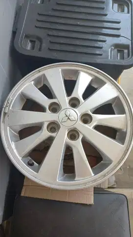 Velg Xpander R15 GLS