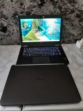 Dell 7270, core i5 6300, ram 8gb, ssd 256gb, layar 12,5in, slim