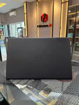 Dell inspiron 15 3520