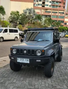 Suzuki Jimny 2023 - Low KM, Upgrade Max, 100% Garasi Pribadi