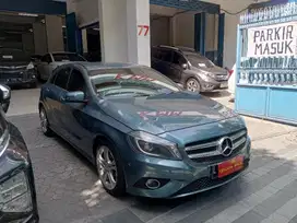 MERCEDES BENZ A200 A/T 2014 \\ PMK 2015