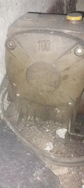 Dinamo gear box
