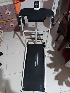 Treadmill bekas merk twen manual