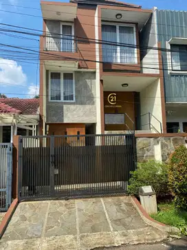 Dijual Cepat Rumah Keren Split Level Di Pondok Indah Jaksel