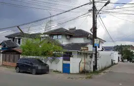 Rumah Nyaman Posisi Hook di Perumahan Tiban Kencana Dijual