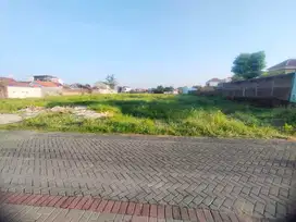 Lahan luas di lingkungan perum elite Paulan