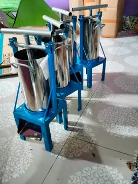 Alat pemeras santan jamu kunyit serbaguna