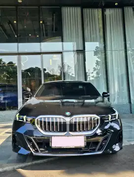 BMW 520i M Sport NIK 2025 ( Ex Direksi ) VERY LOW KM