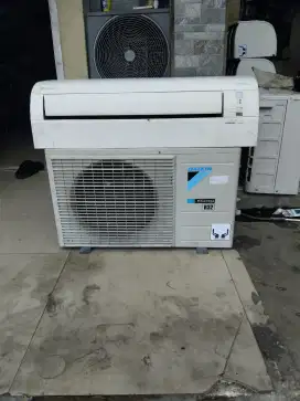 ac dikin inperter setengah pk