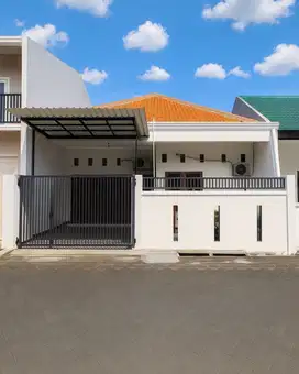 Rumah Sutorejo Timur Strategis • Siap Huni