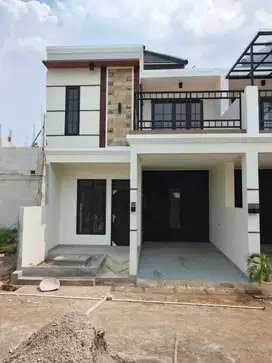 Rumah impian keluarga baru 2 lantai lokasi premium