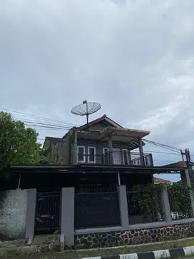 Rumah 2 Lantai Jalan Utama Bineka Karya Bhayangkara Kota Sukabumi