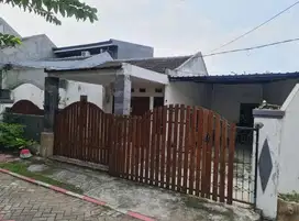 RUMAH MURAH PERUM PALEM PERTIWI MENGANTI GRESIK