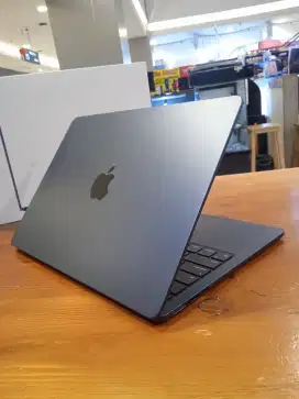 Macbool Air M2 2022 Midnight Blue 8/256GB mulus sehat no minus