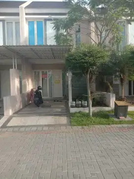 Dijual Rumah Murah di Puri Safira Regency Shanaya Dua Lantai