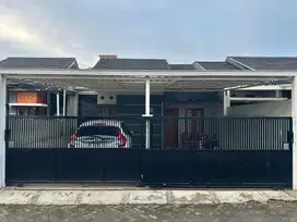 DIJUAL RUMAH MINIMALIS SIAP HUNI BANGUNAN TERAWAT PERUMAHAN SARIWANGI