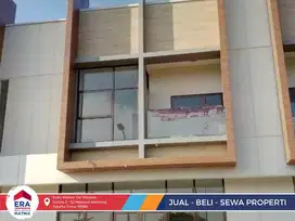 Ruko Savoy lebar 7 Cocok Usaha, kantor, laundry, klinik parkiran luas