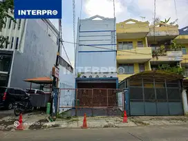 Dijual Ruko Sunrise Garden 3 Lantai Lokasi strategis Hadap Timur