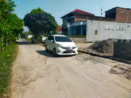 Tanah Karanganyar Kota Strategis