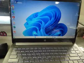 Laptop hp celeron n4020