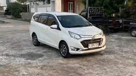 Daihatsu sigra R manual deluxe 2018,Dp 5 juta,km asli