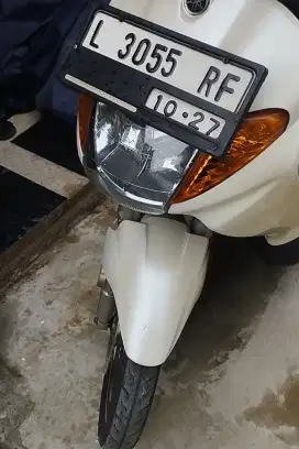 Nuovo lele th 2002 putih